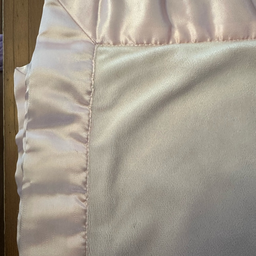 CHILD OF MINE’s CARTER THANKS HEAVEN FOR LITTLE GIRLS SHERPA PINK BLANKET